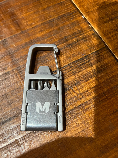 Marjan - Keychain Multitool EDC - 13-in-1 Folding Bike Tool with Screwdriver